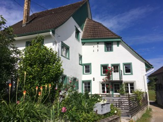 Ferienhaus_amrhyweg4_vorne_ganz